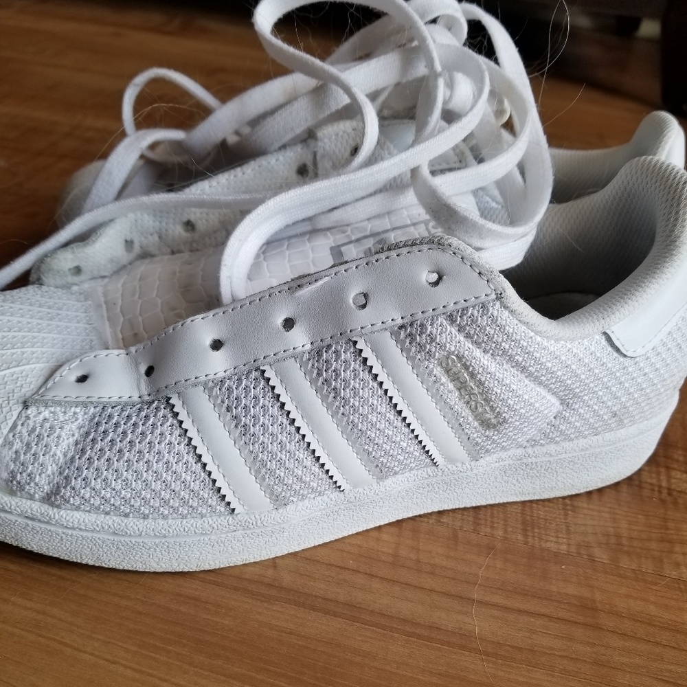 Adidas Superstar Size 6 UK 5.5 unisex